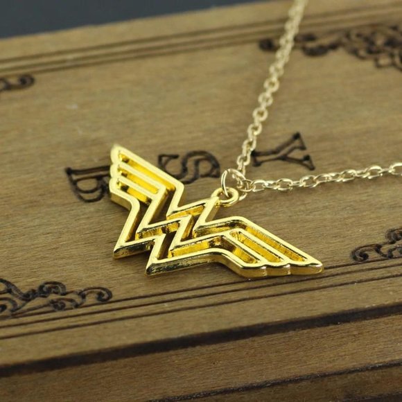 Super Girl Superhero Wonder Woman Pendant Gold Charm Feminist Symbol Nec… - Picture 2 of 4